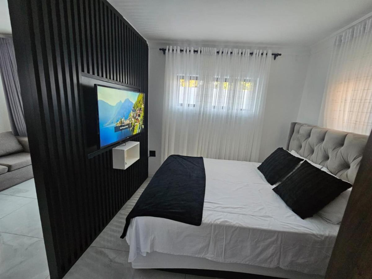 Nicky'S Guest House Roodepoort Exteriér fotografie